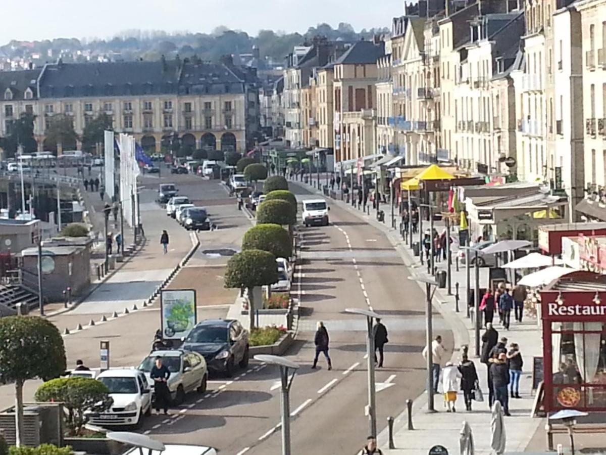 La Mouette Rieuse Apartment Dieppe Bagian luar foto