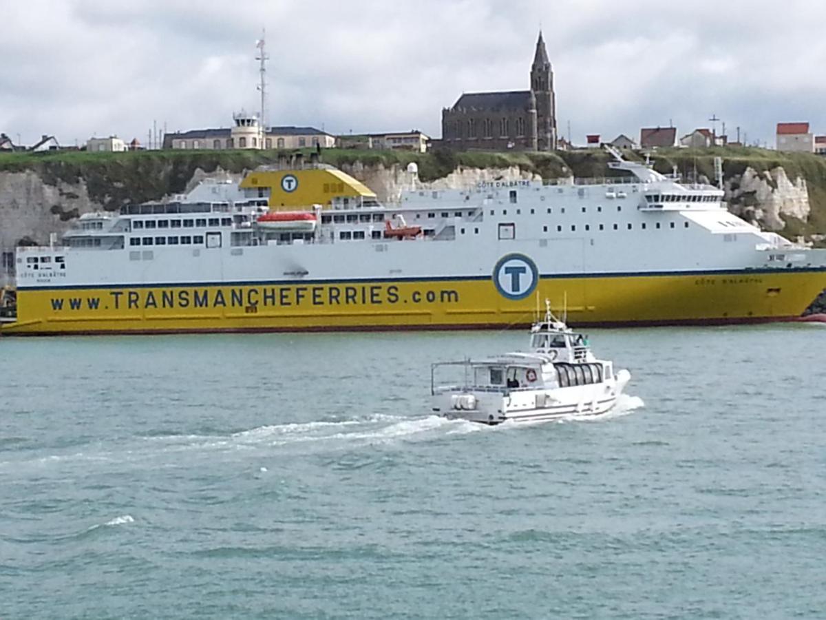 La Mouette Rieuse Apartment Dieppe Bagian luar foto